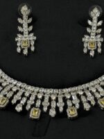 ⁦طقم 105 زركون لون فضي ليميتيد اديشن 4 قطع مع علبة فخمة⁩ - الصورة ⁦4⁩