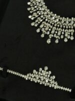 ⁦طقم 106 زركون لون فضي 4 قطع مع علبة فخمة⁩ - الصورة ⁦2⁩