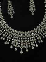 ⁦طقم 106 زركون لون فضي 4 قطع مع علبة فخمة⁩ - الصورة ⁦4⁩